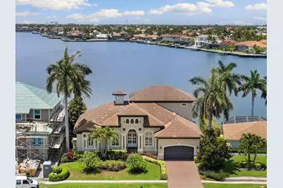 1056 Fieldstone Drive, Marco Island, FL 34145 - Photo 3