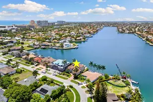 1056 Fieldstone Dr, Marco Island, FL 34145 - Photo 49