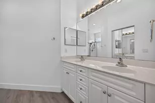 25058 Peacock Ln, Naples, FL 34114 - Photo 7