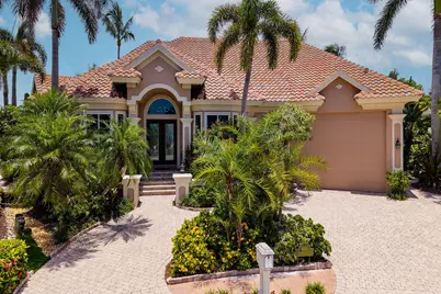 486 Clifton Court, Marco Island, FL 34145 - Photo 3