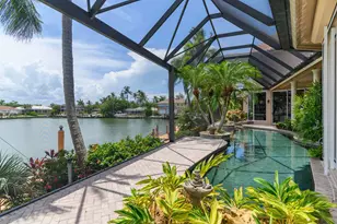 486 Clifton Ct, Marco Island, FL 34145 - Photo 37
