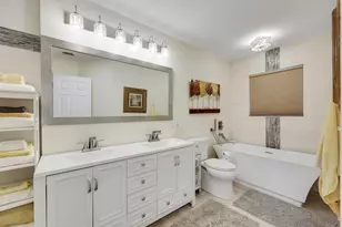 130 Greenbrier St, Marco Island, FL 34145 - Photo 15