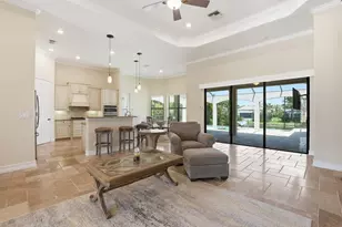 3266 Runaway Ln, Naples, FL 34114 - Photo 5