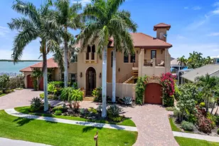 1221 Redwood Ct, Marco Island, FL 34145 - Photo 41