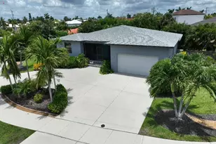 111 S Bahama Ave, Marco Island, FL 34145 - Photo 3