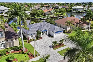 1838 Apataki Ct, Marco Island, FL 34145 - Photo 3