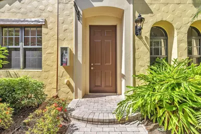 8957 Malibu #503, Naples, FL 34113 - Photo 5