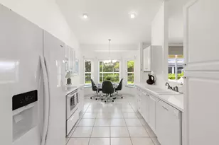 949 Spruce Ave, Marco Island, FL 34145 - Photo 9