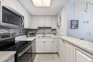 180 Seaview Ct, Marco Island, FL 34145 - Photo 9