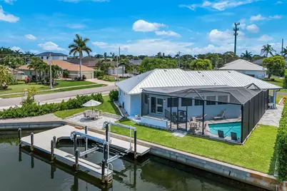398 Wales Court, Marco Island, FL 34145 - Photo 5