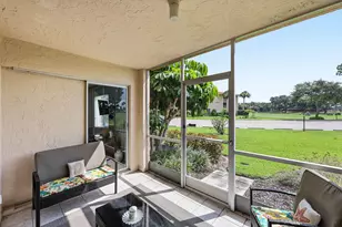 1075 Foxfire Ln, Naples, FL 34104 - Photo 17