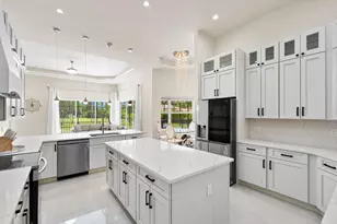 379 25th St NW, Naples, FL 34120 - Photo 5
