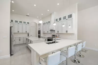 379 25th Street NW, Naples, FL 34120 - Photo 7