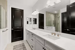 2567 Seychelles Dr, Naples, FL 34112 - Photo 11