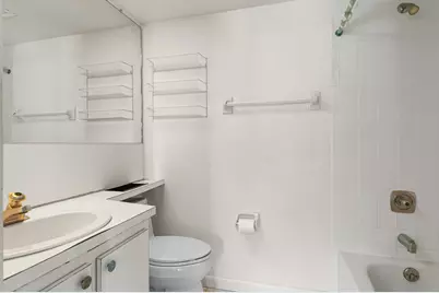 21 High Point Circle E #305, Naples, FL 34103 - Photo 15