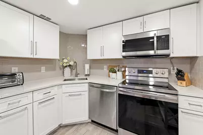 380 Seaview Court #207, Marco Island, FL 34145 - Photo 15