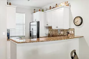 140 Palm St, Marco Island, FL 34145 - Photo 5