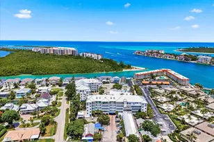 140 Palm St, Marco Island, FL 34145 - Photo 25