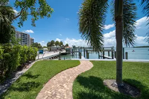 929 Collier Ct, Marco Island, FL 34145 - Photo 25