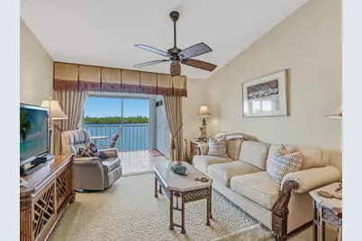 1045 Mainsail Drive #413, Naples, FL 34114 - Photo 5
