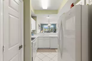 3935 Loblolly Bay Dr, Naples, FL 34114 - Photo 9