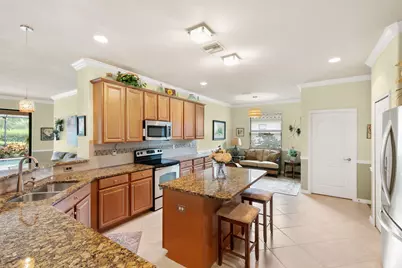 3934 Sapphire Way, Naples, FL 34114 - Photo 7