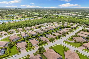 3934 Sapphire Wy, Naples, FL 34114 - Photo 33