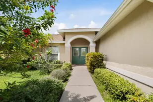 78 Sand Hill St, Marco Island, FL 34145 - Photo 3