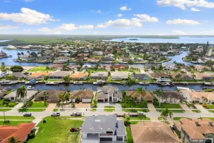 1857 Apataki Ct, Marco Island, FL 34145 - Photo 45