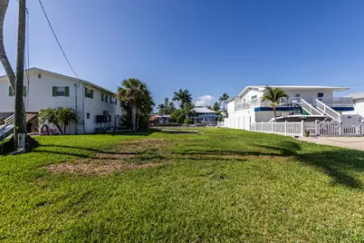 574 S Coconut Avenue #0, Goodland, FL 34140 - Photo 1