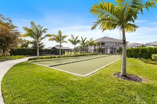 196 Indies Dr E, Naples, FL 34114 - Photo 35