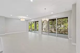 196 Indies Dr E, Naples, FL 34114 - Photo 13