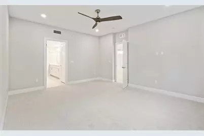 196 Indies Drive E #101, Naples, FL 34114 - Photo 19