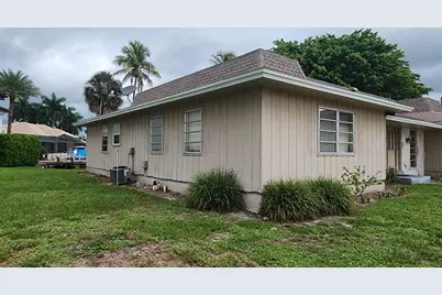 514 Antilles Court, Marco Island, FL 34145 - Photo 3