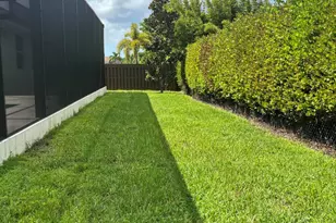 350 Hazelcrest St, Marco Island, FL 34145 - Photo 33