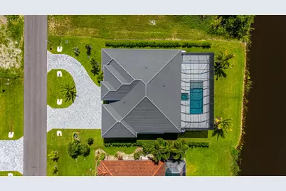 18433 Royal Hammock Boulevard, Naples, FL 34114 - Photo 5