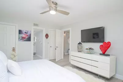 260 8th Street NE, Naples, FL 34120 - Photo 21
