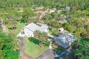 260 8th St NE, Naples, FL 34120 - Photo 5
