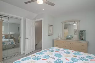 260 8th St NE, Naples, FL 34120 - Photo 25