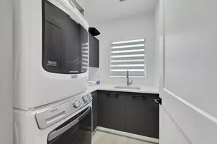 860 Partridge Ct, Marco Island, FL 34145 - Photo 13
