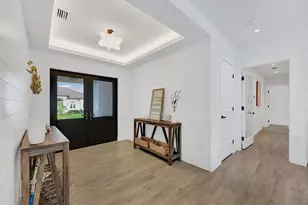 860 Partridge Ct, Marco Island, FL 34145 - Photo 3