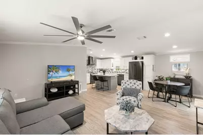 1366 Diamond Lake Circle, Naples, FL 34114 - Photo 5