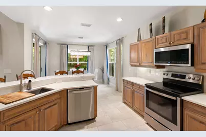 6561 Autumn Woods Boulevard, Naples, FL 34109 - Photo 11