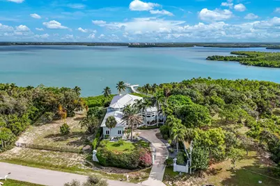 831 Caxambas Drive, Marco Island, FL 34145 - Photo 3