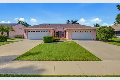 447 Saint Andrews Boulevard, Naples, FL 34113 - Photo 1