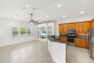3917 Fabienne Court, Naples, FL 34109 - Photo 9