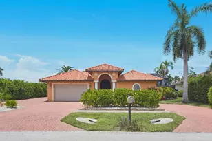 10 Anchor Ct, Marco Island, FL 34145 - Photo 33