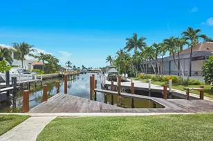 10 Anchor Ct, Marco Island, FL 34145 - Photo 29