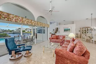 1186 Strawberry Ct, Marco Island, FL 34145 - Photo 5