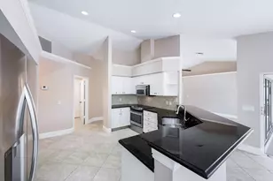 142 Saxon St, Marco Island, FL 34145 - Photo 11